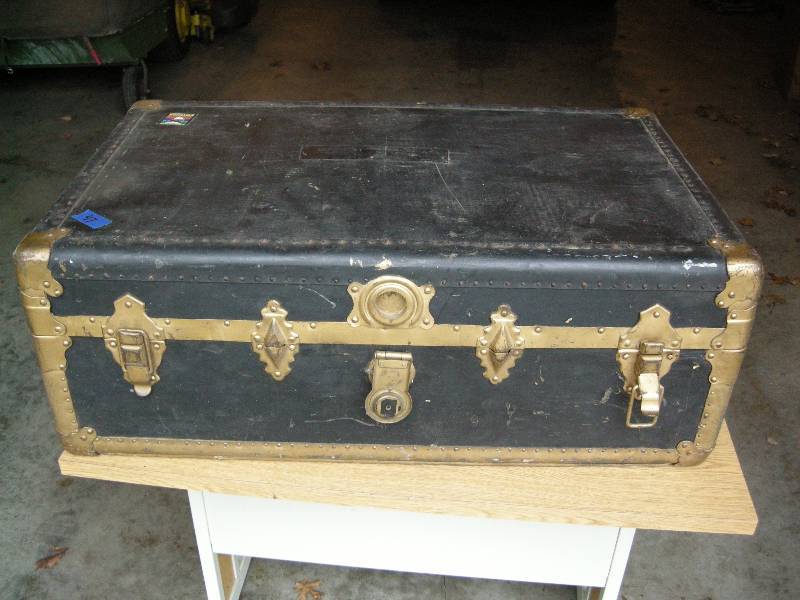 lot 47 image: Antique Trunk