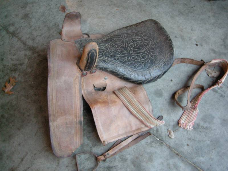 lot 69 image: Vintage Horse Side Saddle