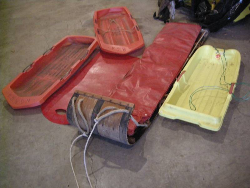 lot 75 image: Toboggan and Sleds