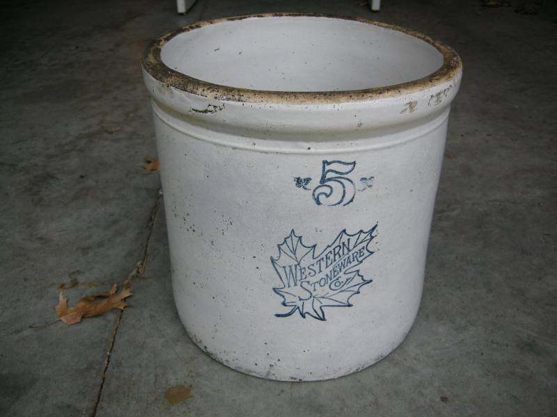 lot 78 image: Antique 5 Gallon Western Stoneware Crock