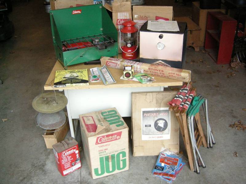 lot 82 image: Vintage Coleman Camping Items