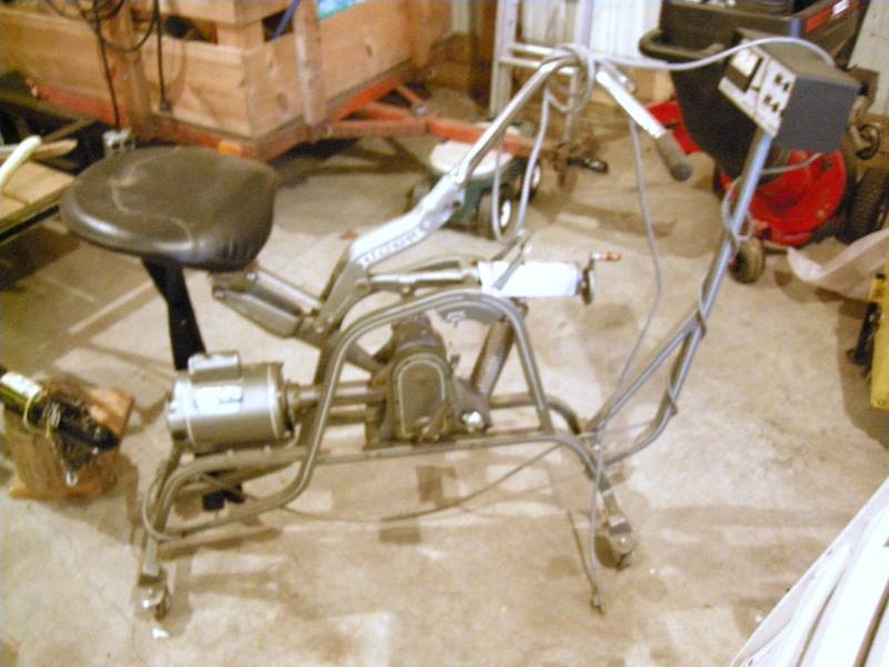 lot 13 image: Vintage Exercycle