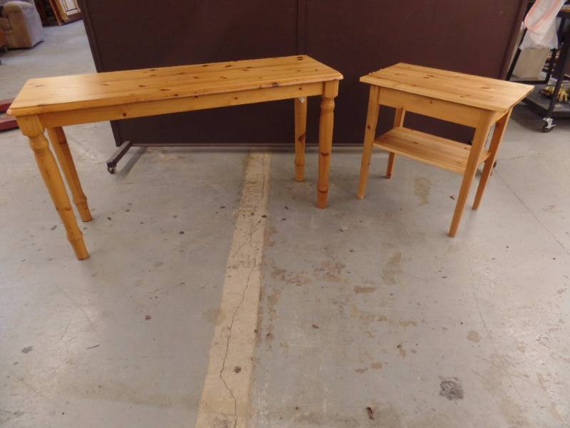lot 548 image: Occasional Tables
