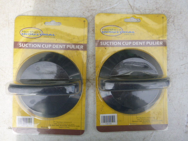 lot 14 image: 2 Northern Suction Cup Dent Pullers