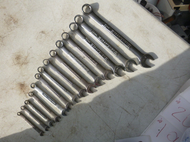 lot 18 image: 14 Craftsman Wrenches