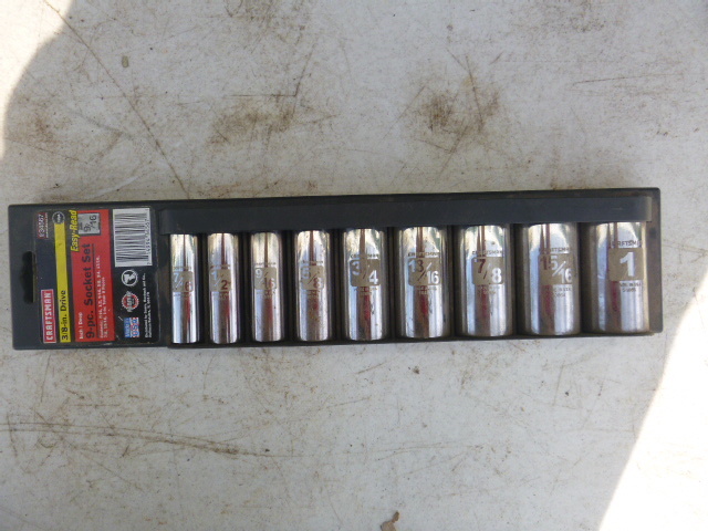 lot 21 image: Craftsman 38 Drive Deep Sockets