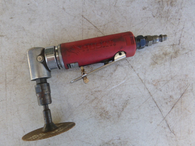 lot 25 image: Husky 14 Rt. Angle Grinder