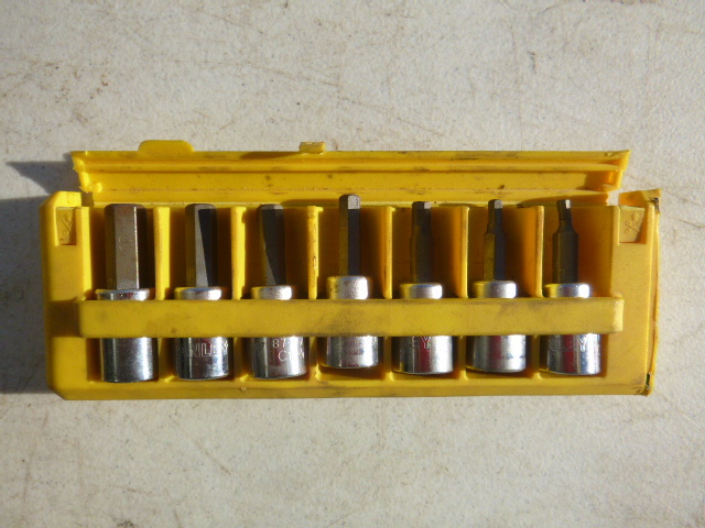 lot 32 image: Stanley 7 Piece 38 Drive Allens