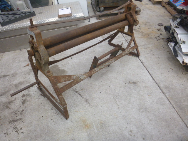 lot 76 image: Sheet Metal Roller