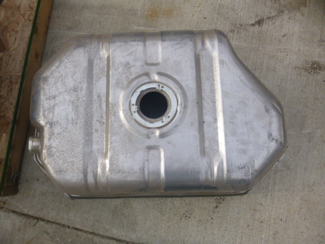 lot 78 image: GM Gas Tank