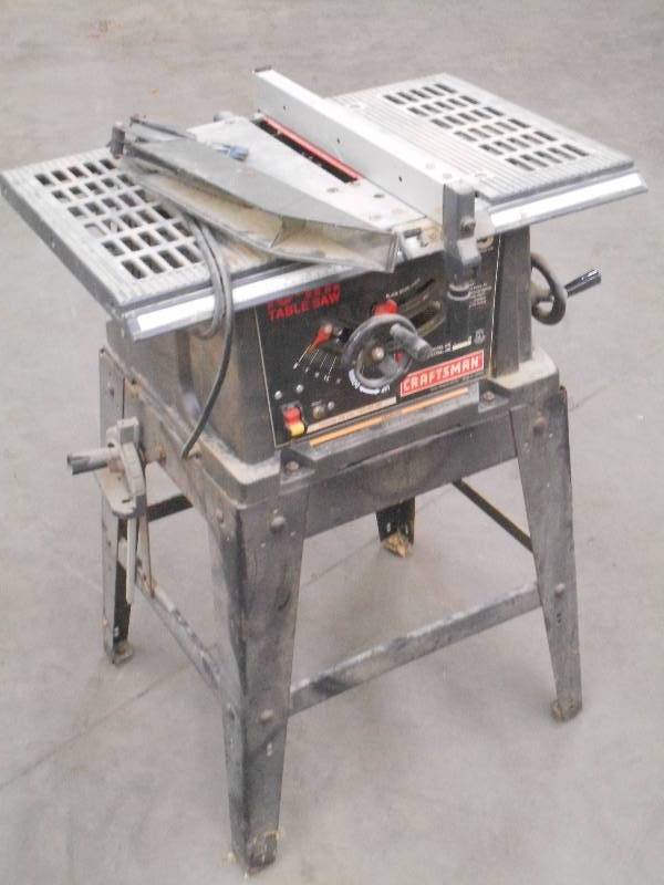 lot 50 image: Craftsman 10 Tablesaw Set With Sta...