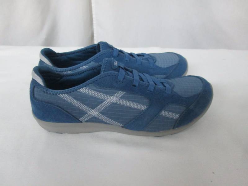 lot 59 image: Skechers Womens Ante Up Walking Shoe