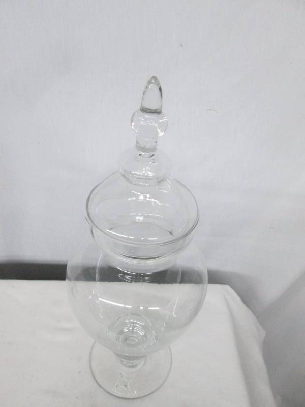lot 77 image: Hosley Glass Apothecary Jar