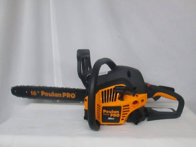 lot 3 image: Poulan Pro 16 Gas Chainsaw