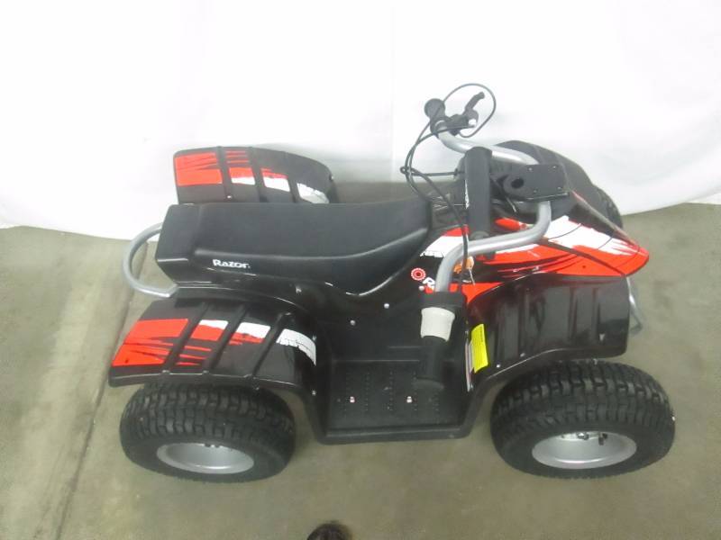 Razor Dirt Quad Electric OffRoad Vehicle December Store Returns 3