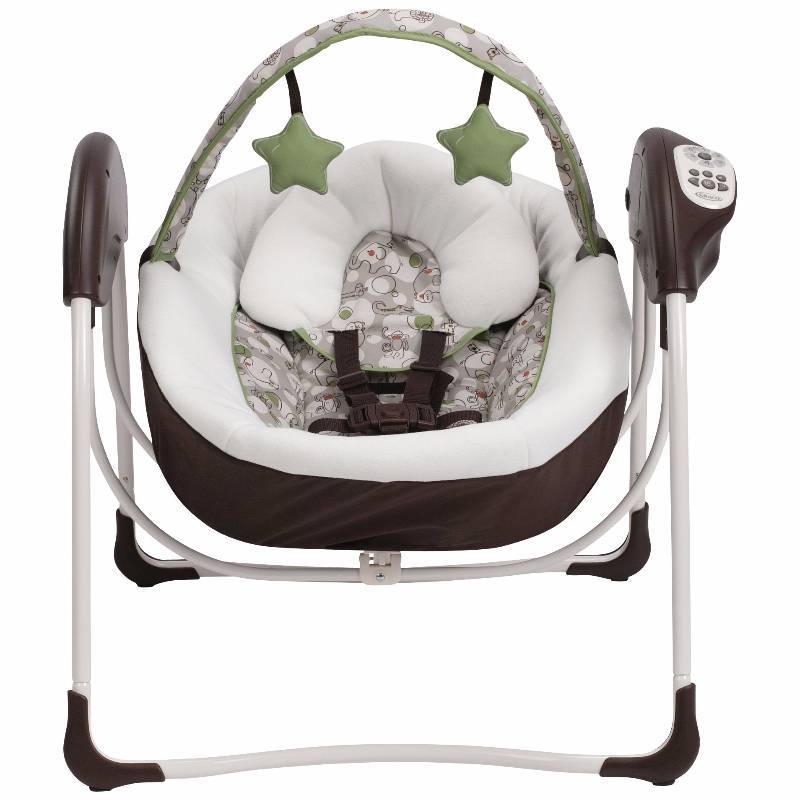 lot 20 image: Graco Glider Lite Gliding Swing
