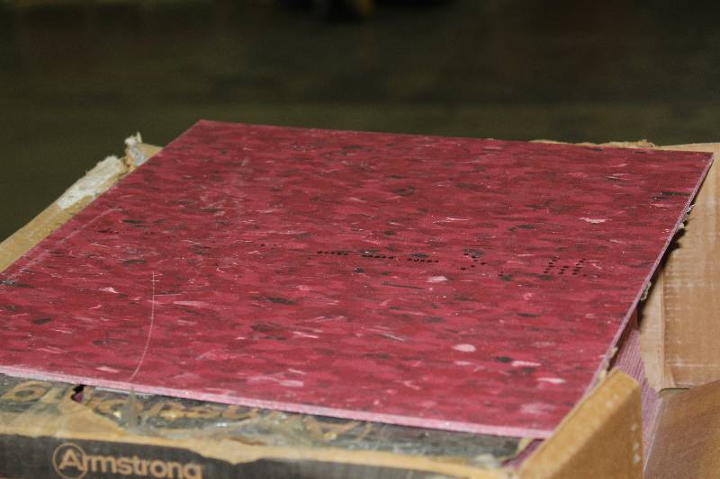lot 114 image: Pallet Lot of (20) Boxes of Armstrong 12x12x18in. Vinyl Composition Tile