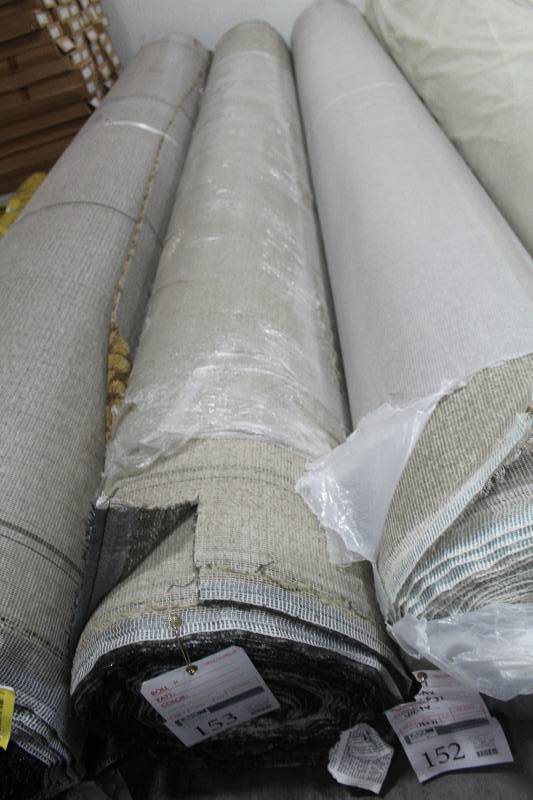 lot 153 image: Roll Carpet