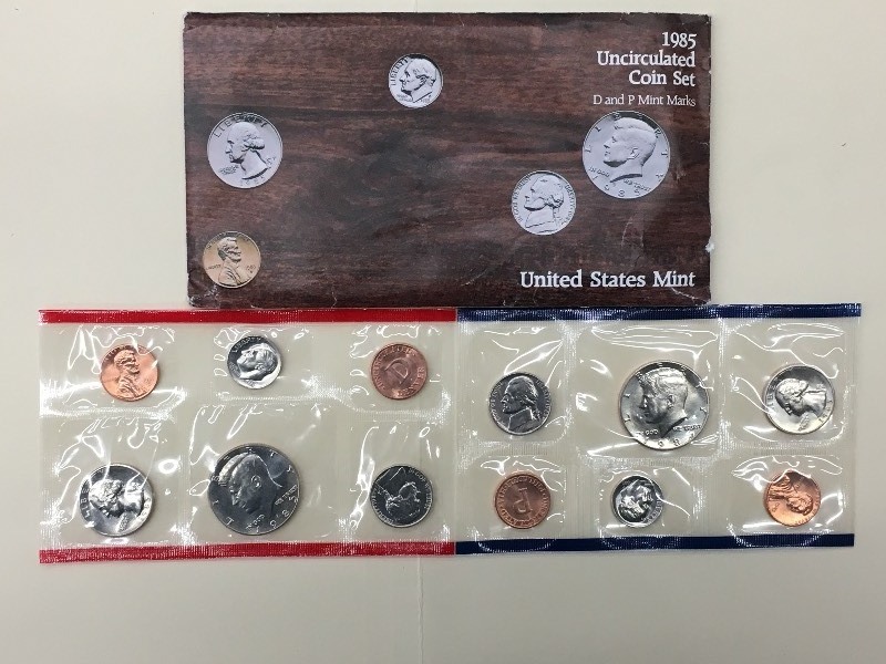 1985 P & D - United States Mint Unc...