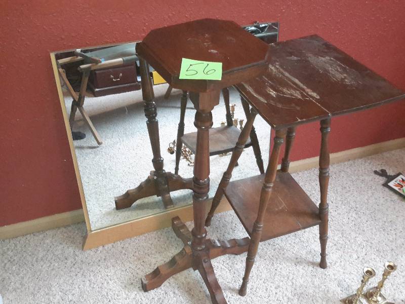 lot 56 image: 2  Solid wood tables and a bureau mirror.