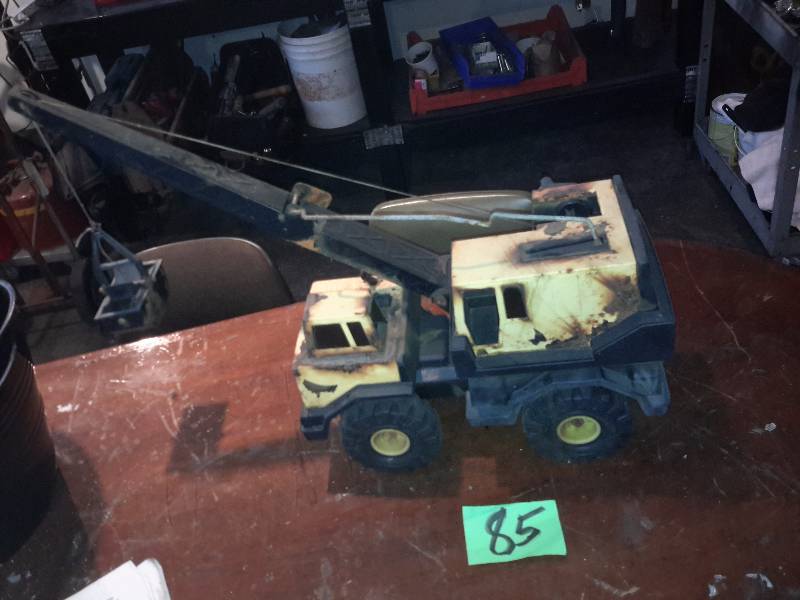 lot 85 image: Tonka Crane as shown