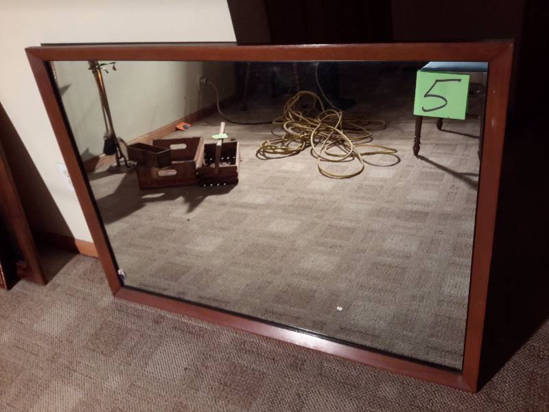 lot 5 image: No. 3500 Mirror with nice wood frame