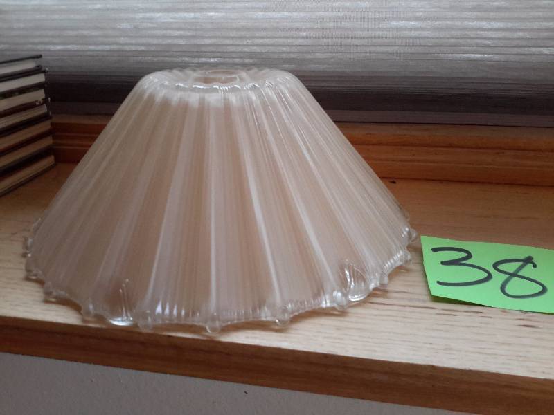 lot 38 image: Glass light ceiling fixture cover10 in diameter, 4 in deep