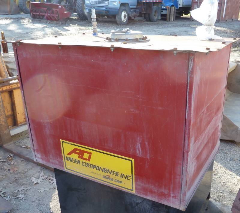 lot 9 image: Fuel celltank - air pressurized - ...