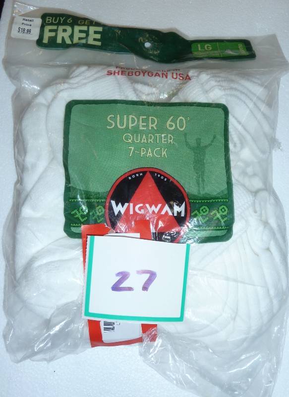 lot 27 image: Size Large Crew socks 6 pack - wome...