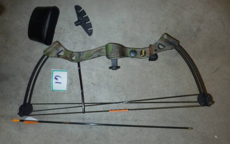 lot 61 image: NXT Generation kids compound bow...