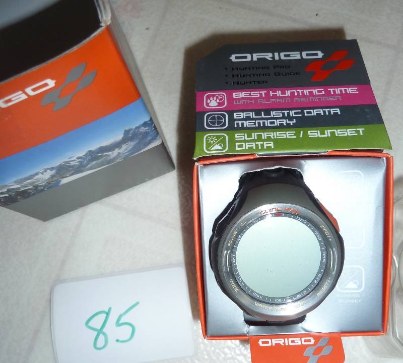 lot 85 image: Origo hunting watch...