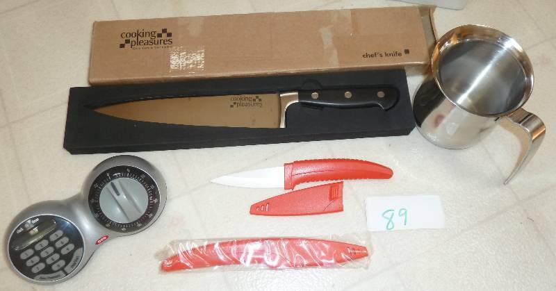 lot 89 image: Chefs knife, 2 ceramic paring knive...