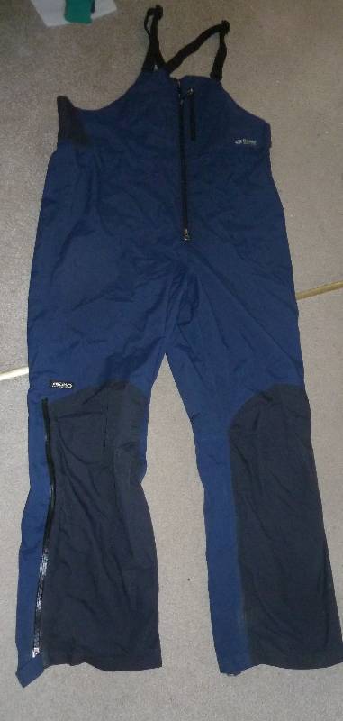 lot 94 image: Guide Series Tech2o Mens Large bibs...