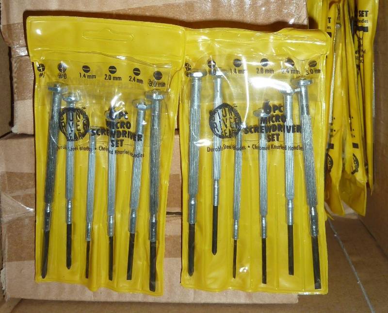 lot 116 image: 20 micro screwdriver sets for eyegl...