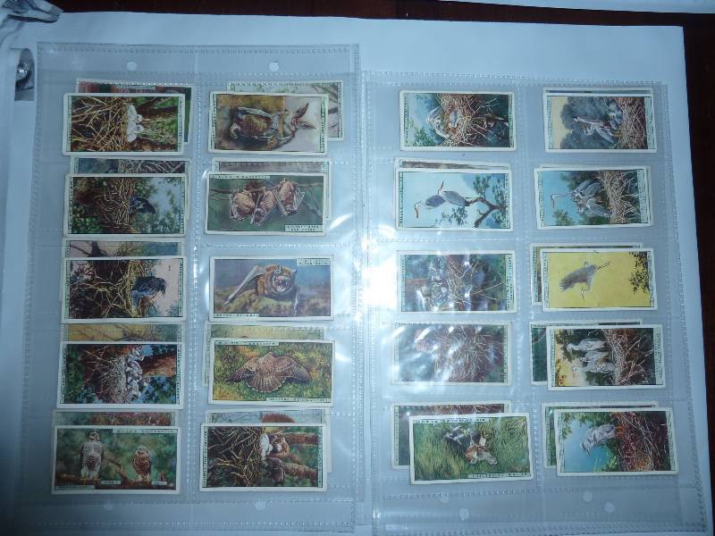 lot 137 image: Lot of 35 vintage collectible Wills...