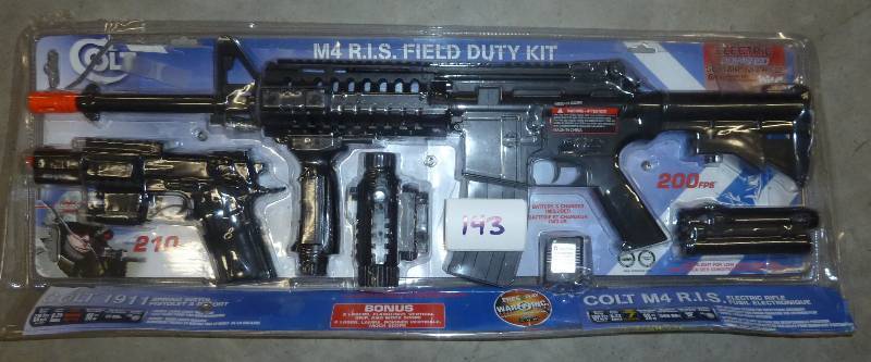 lot 143 image: airsoft M4 rifle set - store return...