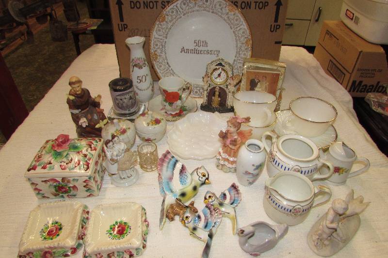 Household Decorative items