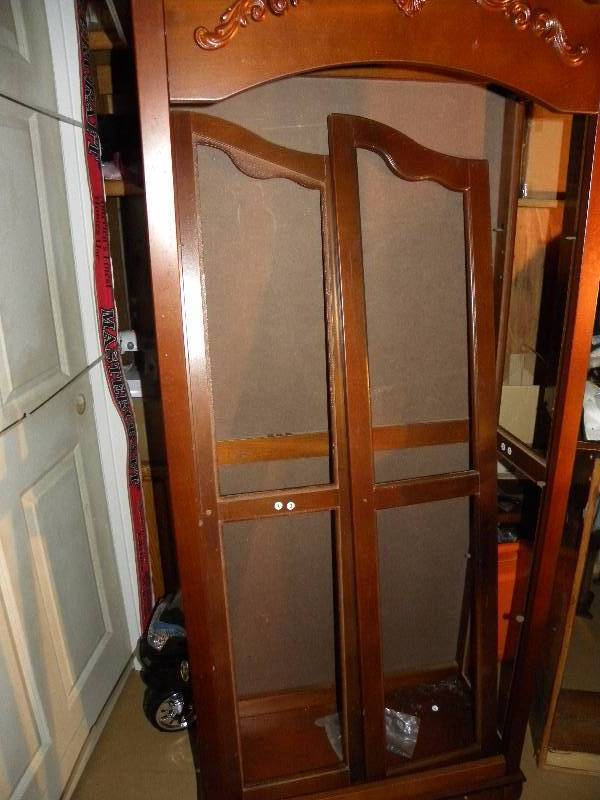 wood cabinet