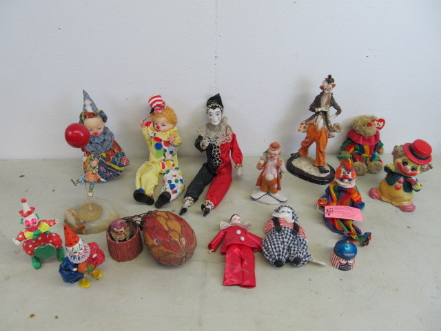 Clown Figurine & Doll Collection