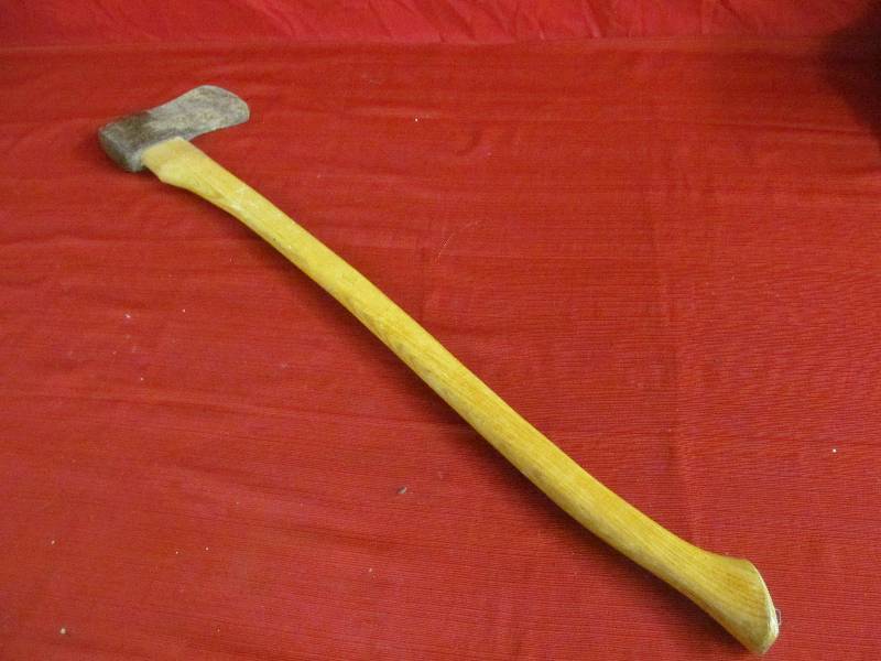 ax