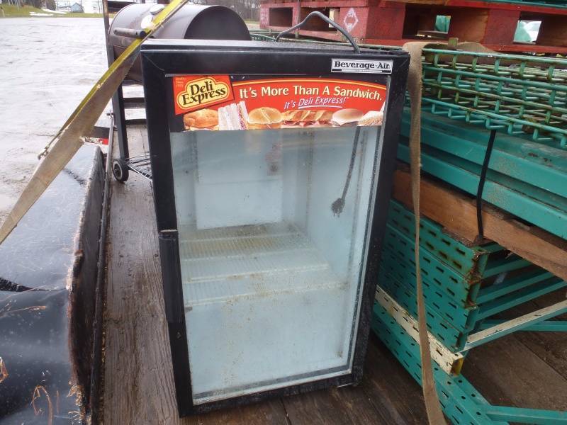 lot 8 image: Beverage Air Refrigeration unit