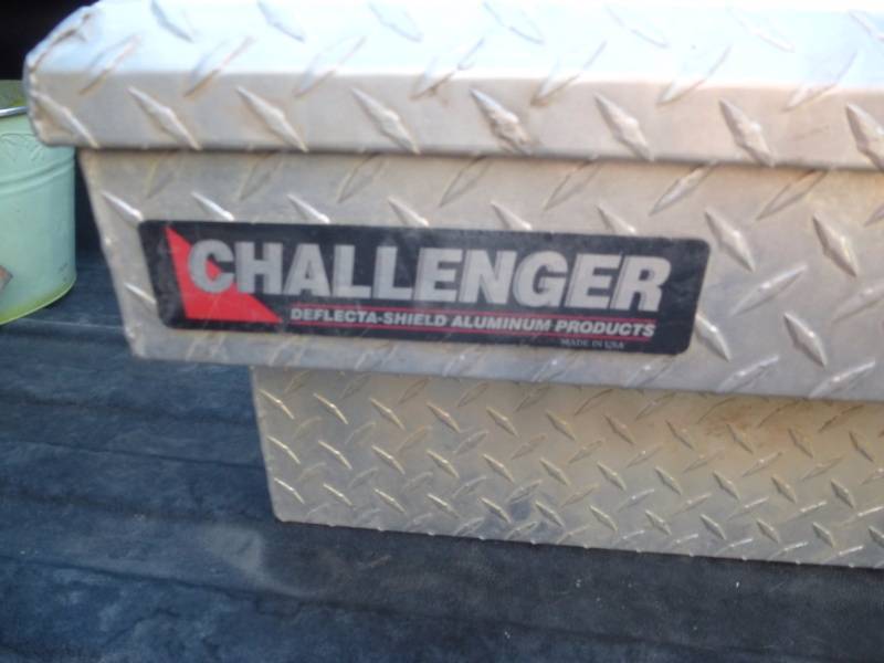 Challenger Diamond Plate Truck box