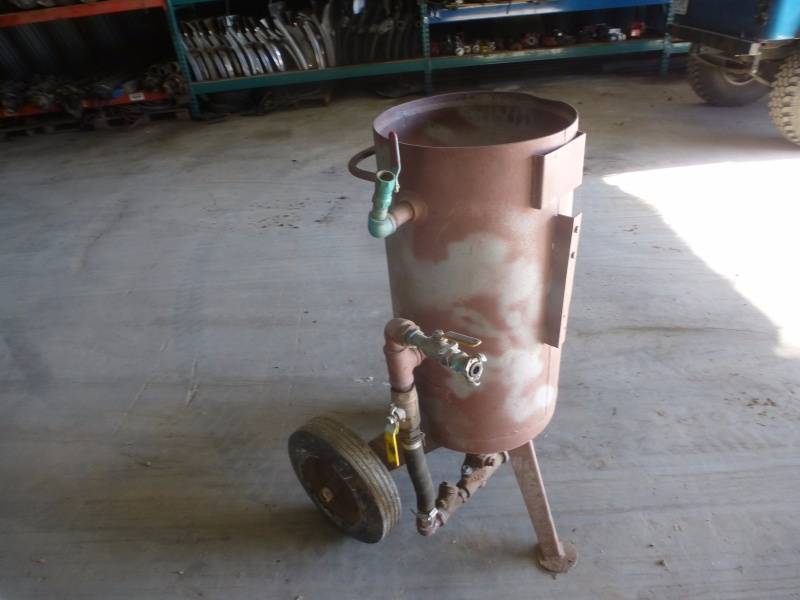 Sand Blasting Pot