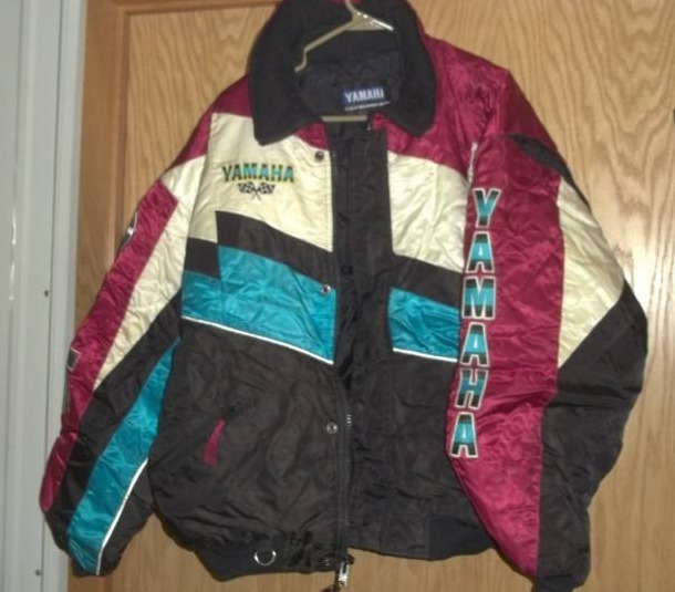 lot 85 image: Mens XL Yamaha jacket