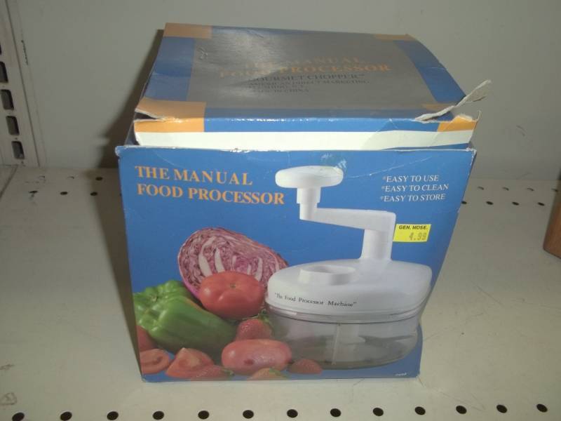 lot 123 image: Food processor machine
