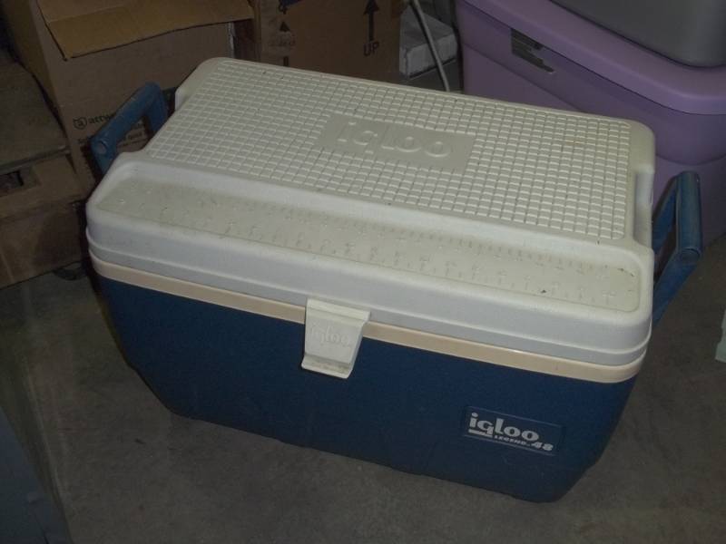 lot 174 image: Vintage Legend 48 Igloo Cooler