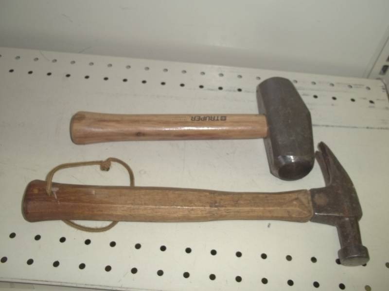 lot 207 image: Pair of Hammers