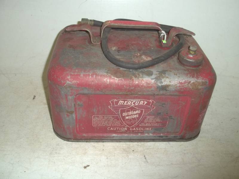 lot 288 image: Mercury outboard motor gas can