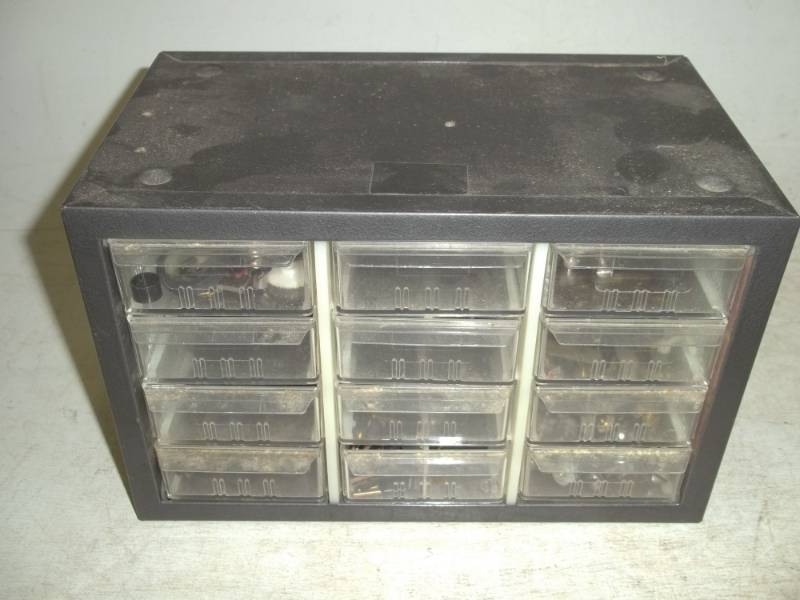 lot 321 image: Parts bin with parts