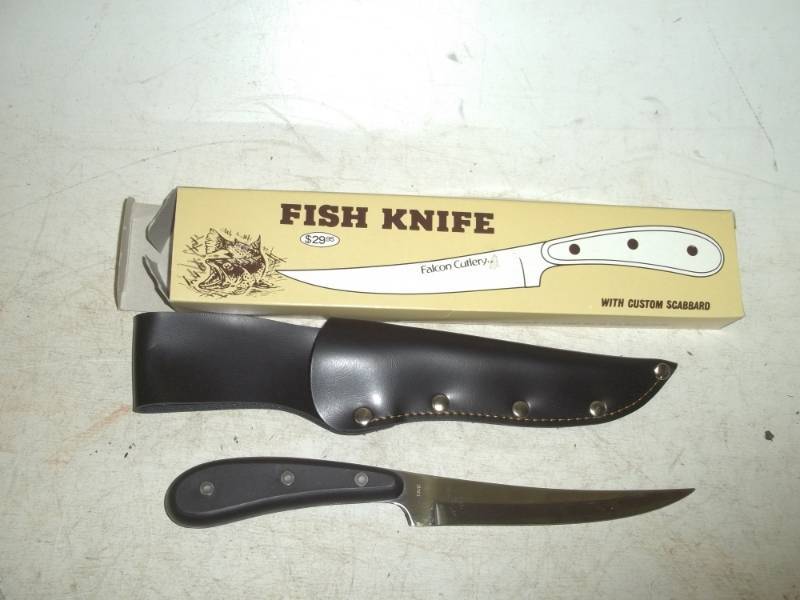 lot 356 image: Fish knife